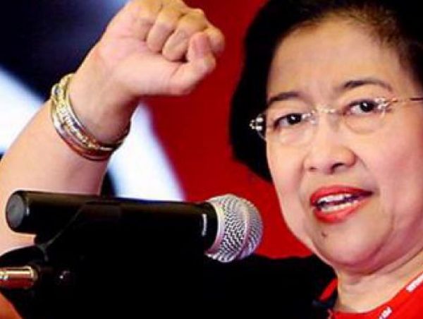 finfeng_Patuhi Instruksi Megawati, Masinton Pasaribu Tunda Ikut Retreat di Magelang seusai Hasto Ditahan KPK