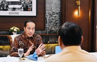 Prabowo Mengutus Jokowi Untuk Hadiri Pemakaman Paus Fransiskus