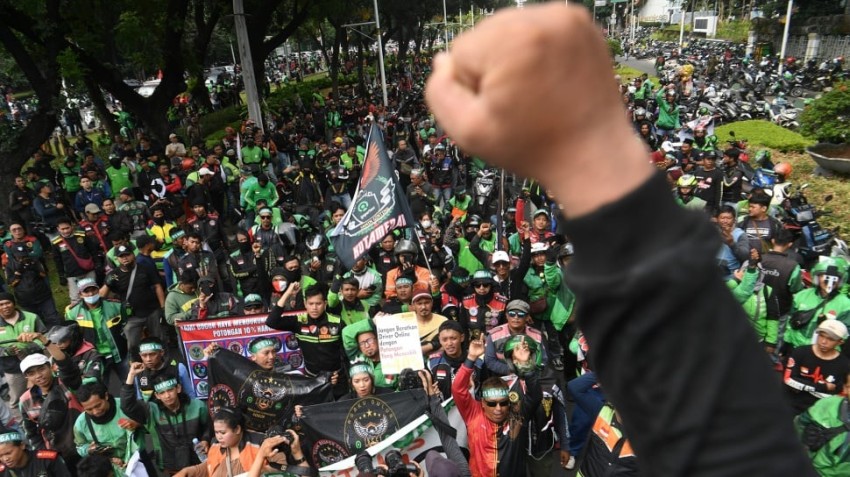 finfeng_Demo Ojol 17 September 2025, Warga Diimbau Cari Transportasi Lain